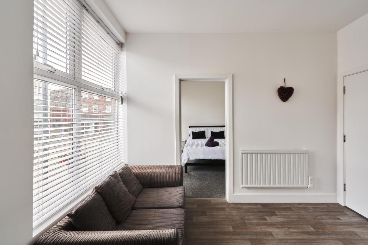 Modern Central Studio And One Bed Flats Close To The Beach Appartamento Bournemouth Esterno foto